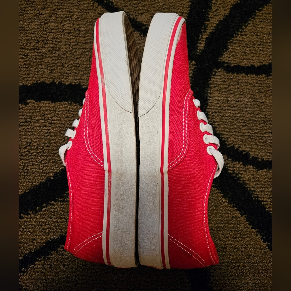 Vans - Picture 4 of 8
